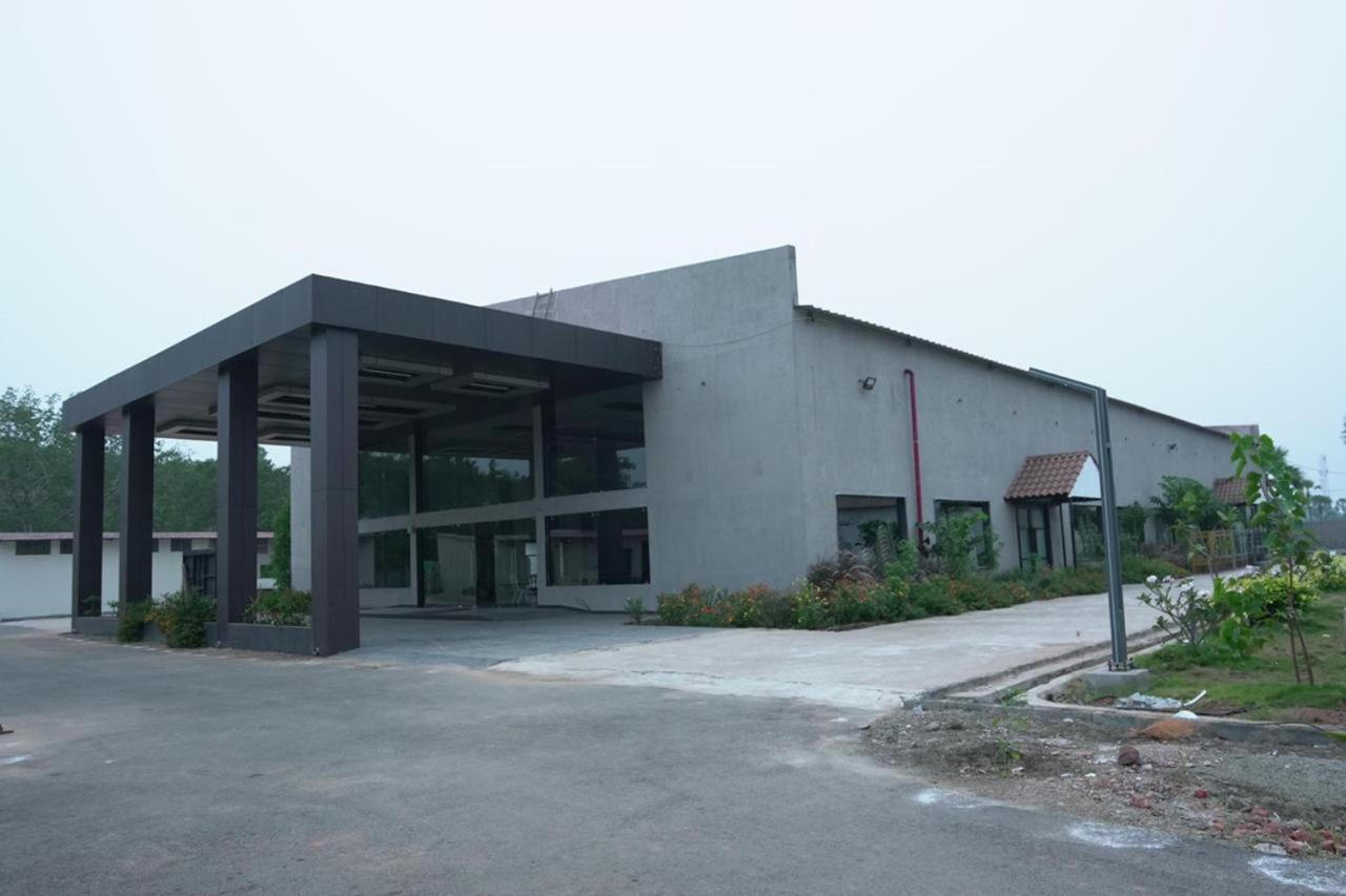 One Resorts & Convention Annavaram Экстерьер фото