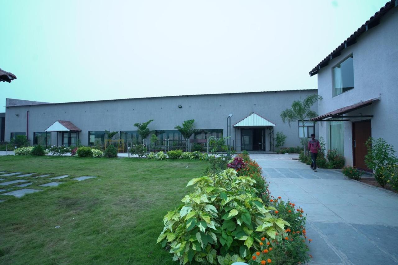 One Resorts & Convention Annavaram Экстерьер фото